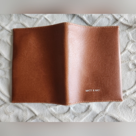 Matt & Nat Passport Holder - Picture 5 of 5